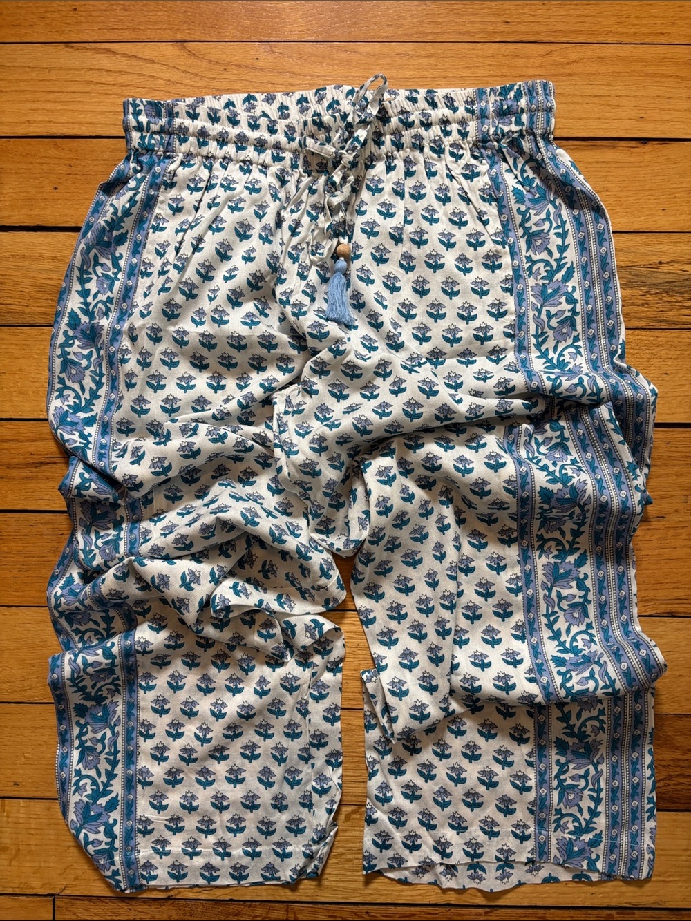 Cost Plus World Market White and Blue Printed Pull-On Pants